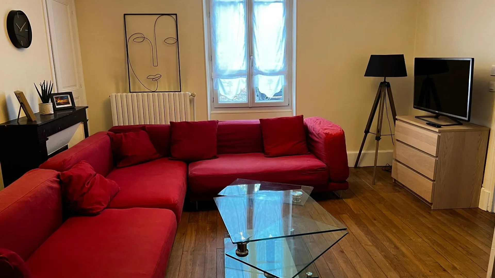 Magnifique F4 Pour 11 Personnes A Moulins Appartement Moulins